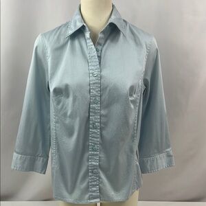 Van Heusen Preppy Blue Button-Up Shirt Perfect for‎ Church or Office Size M